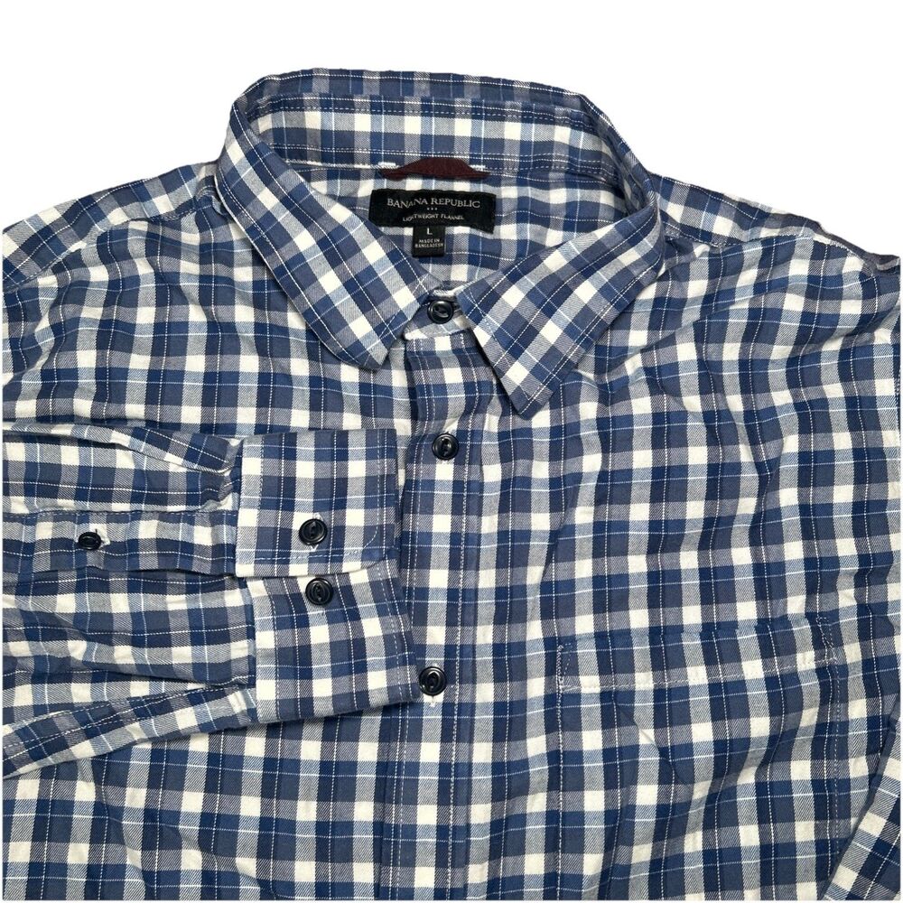 Banana Republic Lightweight Flannel Men’s L Blue Plaid Long Sleeve Button Down